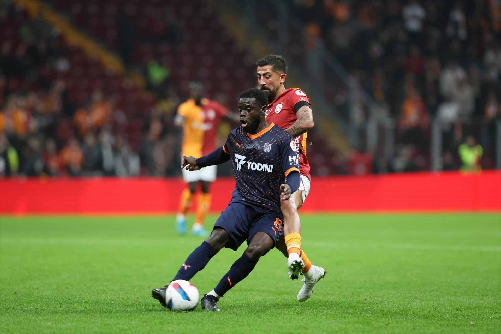 galatasaray basaksehir macindan one cikan fotograflar 18 F9mcll78