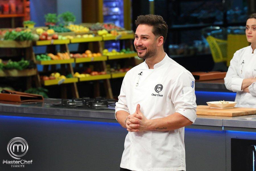 masterchef onur kimdir kac yasinda nereli iste masterchef turkiye finalisti onur uresinin biyografisi 0 4thV6H37