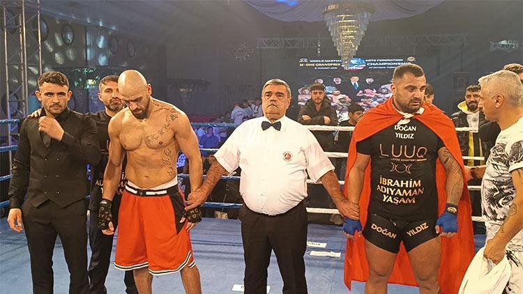 dugun salonunda uluslararasi kick boks turnuvasi EA9wbtNm