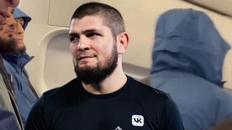 hostesle anlasmazlik yasayan khabib nurmagomedov ucaktan indirildi f2L6nIYV