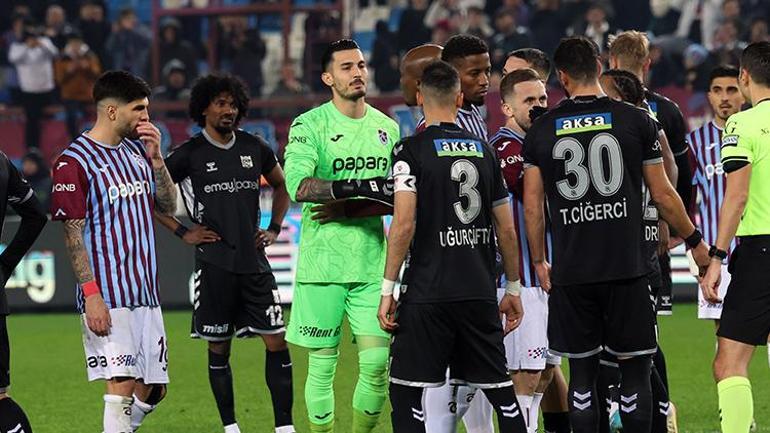 trabzonspor sivasspor macinda ilginc an ugurcan cakir penalti kullanmaya gitti futbolcular tepki gosterdi eppylRsl