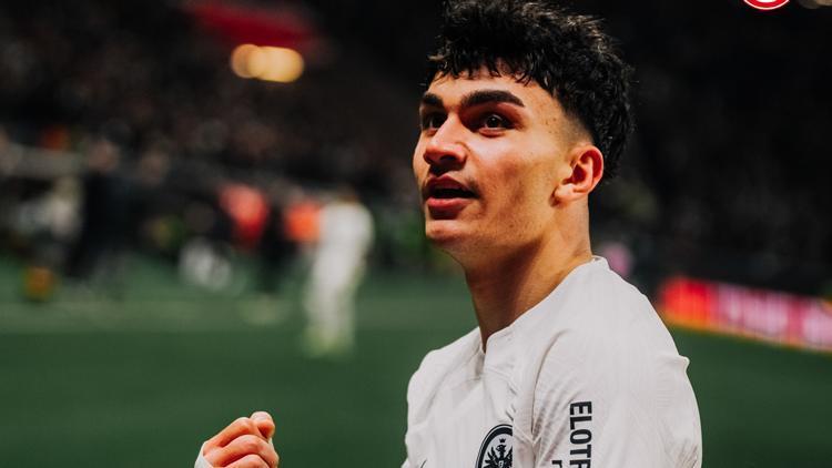 can uzundan harika gol altay bayindirli manchester united 902de guldu GR33yknb