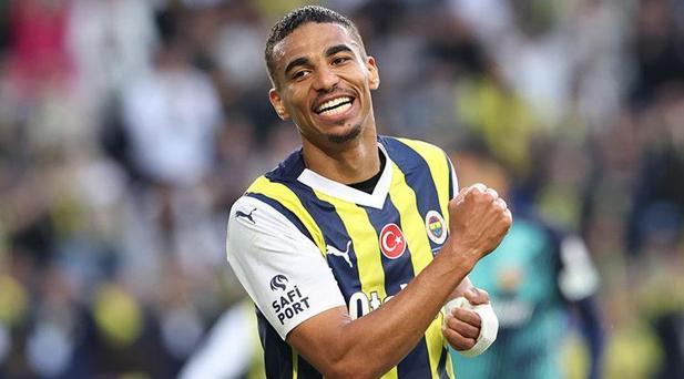 CANLI | Süper Lig'de transfer piyasası alev aldı! Galatasaray Osimhen'ın yanına Fransa'dan forvet buldu! Fenerbahçe transferi resmen açıklıyor | Beşiktaşlı Immobile'yi teklif var 2 canli Flj8LOO6