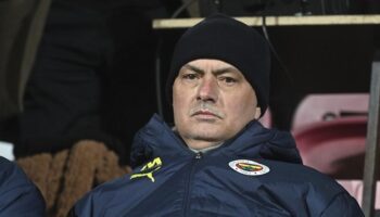 cezali mourinho yine tribundeydi Gc4xWA9n