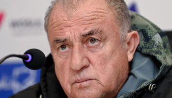 fatih terim yonetimindeki al shabab 906da kazandi henry onyekuru uzuldu EAAG6gNS