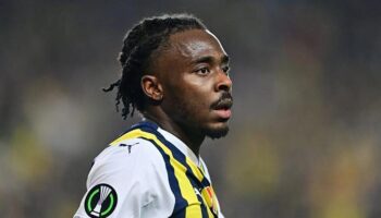 fenerbahcede osayi samuel defteri kapaniyor iLkLx1UN