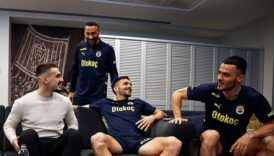fenerbahcenin yeni transferi mimovic takim arkadaslariyla bir araya geldi j466jKjw