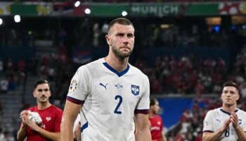 galatasarayin transfer hedefi pavlovicten aciklama geldi DYzfZDfz
