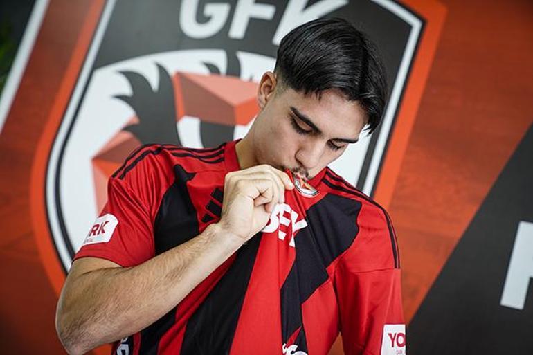 Gaziantep FK'dan savunma hattına gençlik aşısı 1 gaziantep fkdan savunma hattina genclik asisi 0 tTeFM9p2