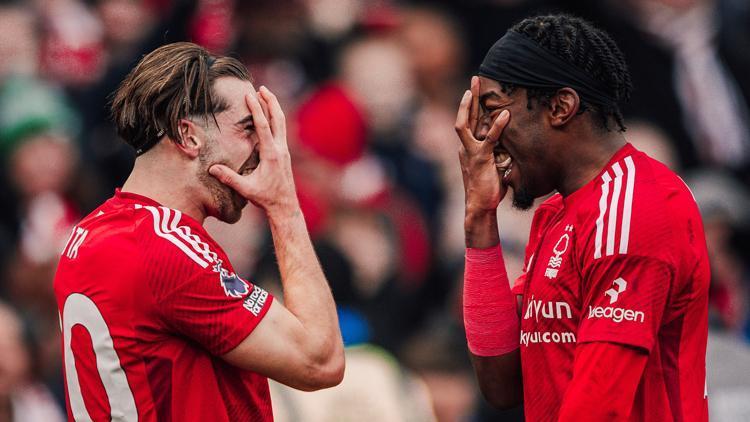 nottingham forest brightoni paramparca etti 7 gol