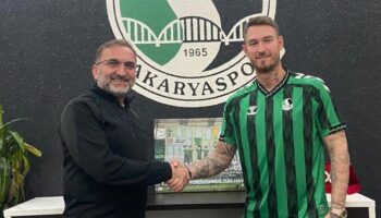 omer sismanoglu resmen sakaryasporda CTcYxSNG