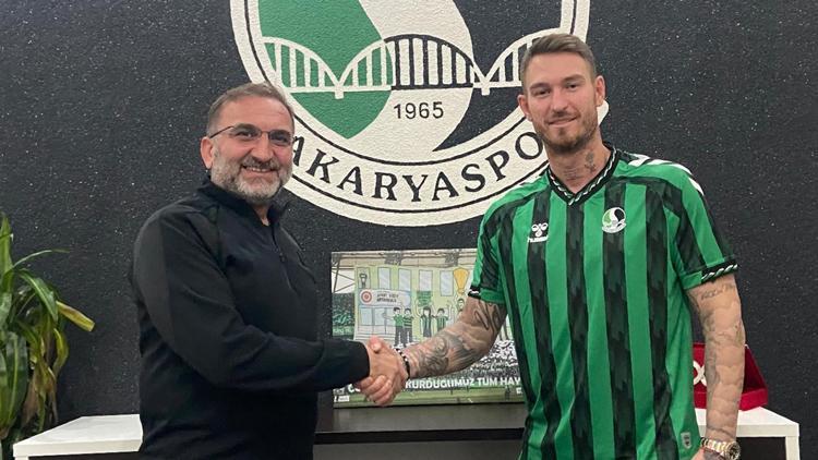 omer sismanoglu resmen sakaryasporda