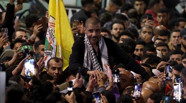 Son dakika... Gazze'de durdu: Batı Şeria'da başladı... İsrail ordusu ile Filistin güçleri arasında çatışma! 3 son dakika gazzede durdu bati seriada basladi israil ordusu ile filistin gucleri arasinda catisma v1yzT884