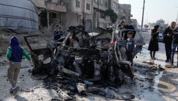 son dakika rehine takasinda 3 tur israil bati seriaya saldirdi 10 can kaybi qzaqbZvE