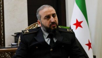 suriye savunma bakani kasradan teror orgutu pkkypgye uyari eger guc kullanmak zorunda kalirsak hazir XKglzkBt