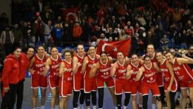 a milli kadin basketbol takimi romanyayi maglup etti grubu namaglup tamamladi 3GSctzG2