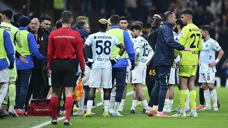Adana Demirspor'un sahadan çekildiği Galatasaray maçı sonrası sert sözler: 'Oğuzhan Çakır gibi Danimarkalı VAR da futbolu bilmiyor!' 2 adana demirsporun sahadan cekildigi galatasaray maci sonrasi sert sozler oguzhan cakir gibi danimarkali var i6O9cX9C