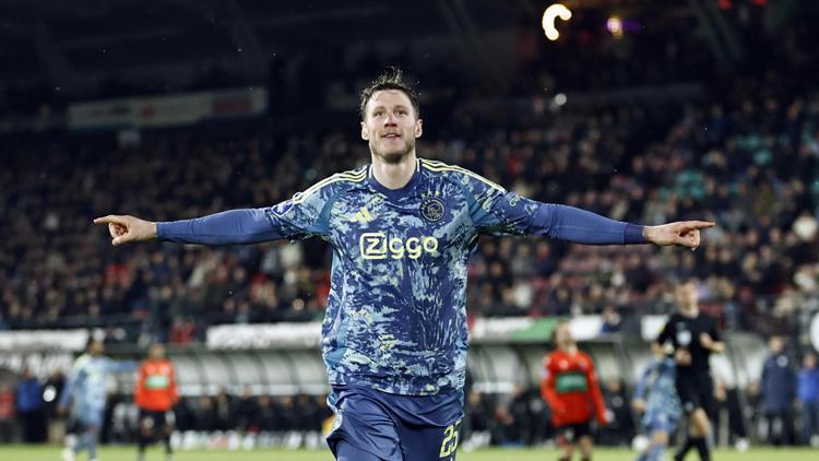 ajaxa weghorsttan kotu haber 35fdbhDY