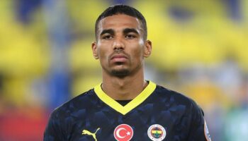 alexander djiku sakatlandi mi kac mac oynamayacak erzurumspor macinda cikmak zorunda kalmisti 8yqqyObK