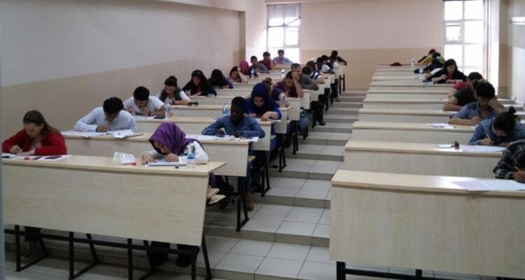 AÖF KAYIT YENİLEME TARİHLERİ | 2024-2025 Bahar Dönemi AÖF kayıt yenileme ne zaman, nasıl yapılır? AÖF kayıt ücreti ne kadar? 4 aof kayit yenileme tarihleri 2024 2025 bahar donemi aof kayit yenileme ne zaman nasil DRQPlDHq