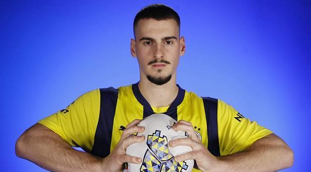CANLI | Süper Lig'de son dakika transfer gelişmesi! Galatasaray, Cuesta transferini gizlice bitirdi! 3.5 yıllık imza 2 canli BWM54zK3
