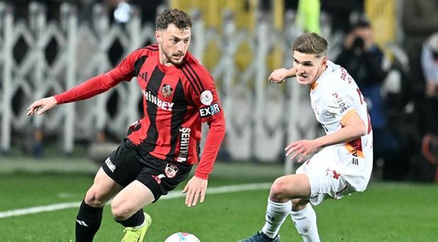 CANLI | Süper Lig'de son dakika transfer sürprizi! Galatasaray maliyeti açıkladı, Beşiktaş'tan hamle: İstanbul'a gelecek 10 canli T6vusVP6