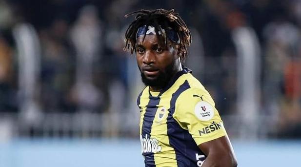 CANLI | Saint-Maximin transferinde şok gelişme! Napoli transferden vazgeçti, Fenerbahçe'den ayrılığı iptal oldu 7 canli