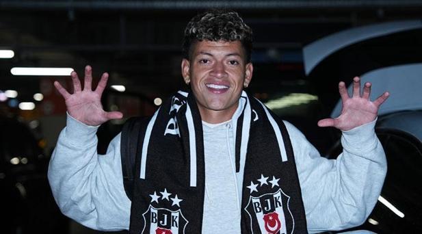CANLI | Transferde son gün bombası! Beşiktaş'ın istediği genç yıldızı Galatasaray kaptı 3 canli