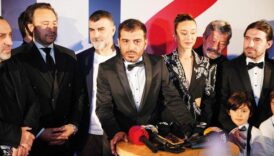 dayi 2 bir adamin hikayesinin buyuk gururunu yasiyoruz HuD2Kap8