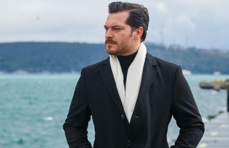 Ekranda fırtına estirecek 'Eşref Rüya' sete çıktı... Çağatay Ulusoy'un 'Eşref'inden ilk kare! 1 ekranda firtina estirecek esref ruya sete cikti cagatay ulusoyun esrefinden ilk kare 0 LjDMZqfz
