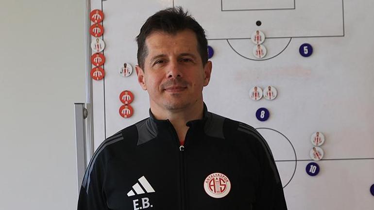 Emre Belözoğlu, Antalyaspor'un kısa vadedeki en büyük hedefini açıkladı 1 emre belozoglu antalyasporun kisa vadedeki en buyuk hedefini acikladi 0 W95uB5VN
