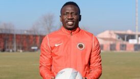 eski galatasarayli futbolcudan vatandasi osimhene ovgu CH9mV52z