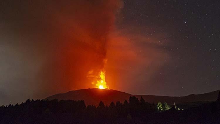 etna yanardaginda korkutan hareketlilik 3z5ATPNH