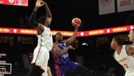 galatasaray bahcesehir kolejini devirdi 4 mac sonra ilki yasadi VmfKzU6K