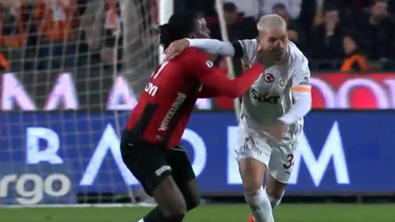 Gaziantep FK - Galatasaray maçında tartışmalı pozisyonlar: Ofsayt, penaltı, kırmızı kart... Hakem Kadir Sağlam'ın kararları çok konuşuldu! 3 gaziantep fk galatasaray macinda tartismali pozisyonlar ofsayt penalti kirmizi kart hakem kadir saglamin GdObTM1G