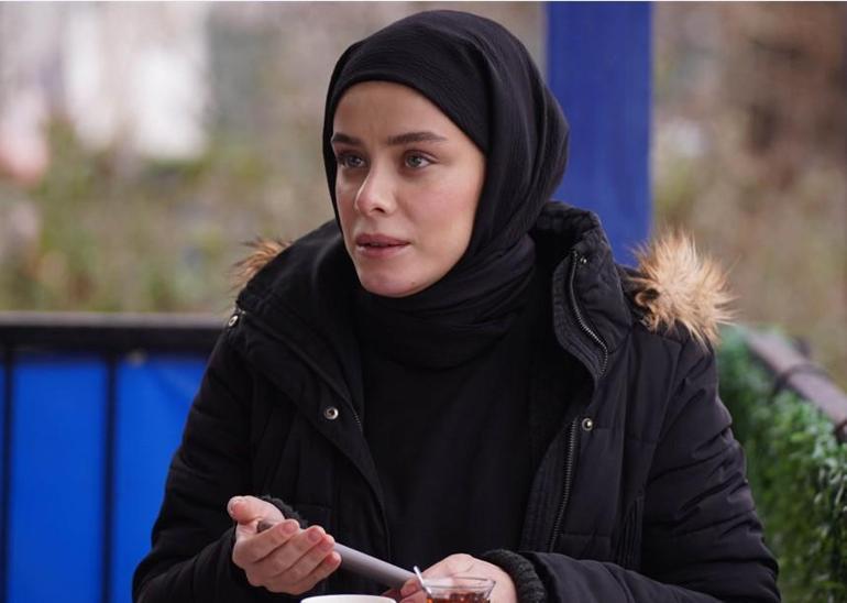 İlayda Alişan yeni karakterini yorumladı: Münevver benim için çok farklı 1 ilayda alisan yeni karakterini yorumladi munevver benim icin cok farkli 0 X56E6mV8