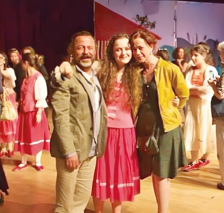 İngiltere’de eğitim aldı! Anne babasının izinde... 2 ingilterede egitim aldi anne babasinin izinde 1
