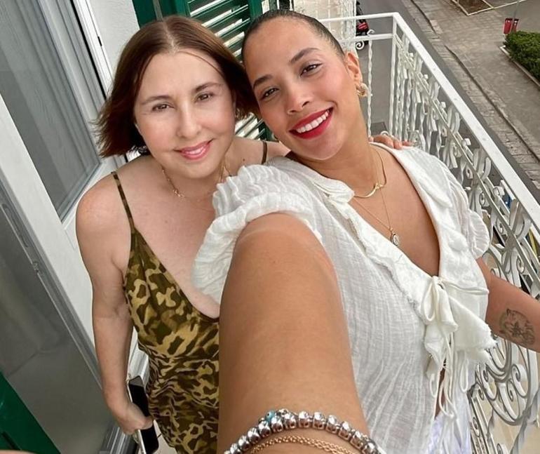 İngiltere’de eğitim aldı! Anne babasının izinde... 7 ingilterede egitim aldi anne babasinin izinde 6 egiYt2RY