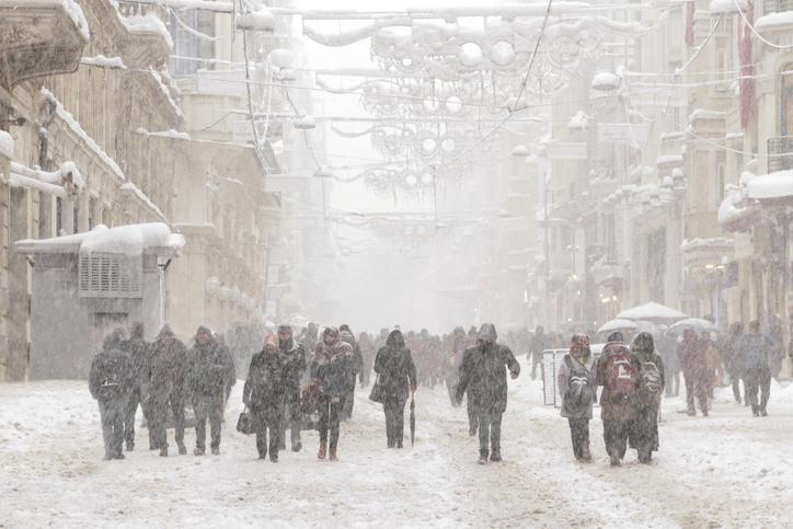 İstanbul'a kar ne zaman yağacak? AKOM tarih ve saat verdi! İstanbul'a yarın mı, bugün mü kar yağacak? İşte detaylar 2 istanbula kar ne zaman yagacak akom tarih ve saat verdi istanbula yarin mi bugun fXsbKl7Y