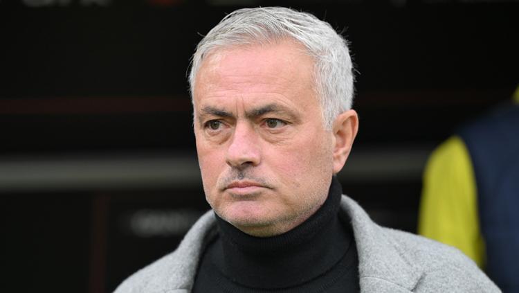 jose mourinho aglamiyoruz sebebini anlamaya calisiyoruz HcPwty13
