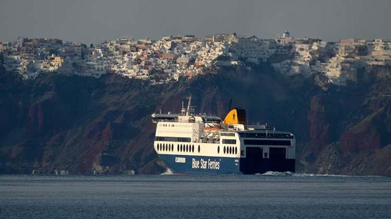 komsu besik gibi sallanmaya devam ediyor yarim saatte 8 deprem turistler tedirgin 2 EXR958ks
