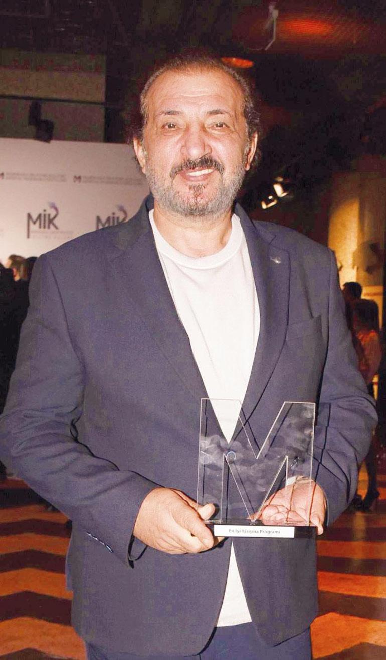 kristal marmara odulleri sahiplerini buldu mehmet sef oglu ile odul toreninde 1 3VRBLbbS