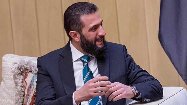 macrondan suriye devlet baskani es saraya davet 6N26Pr3F