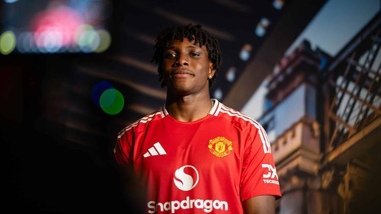manchester united patrick dorguyu kadrosuna katti E5aPhD8H