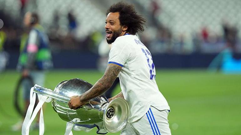 Marcelo, yeşil sahalara veda etti 1 marcelo yesil sahalara veda etti 0 mDAYKQn8