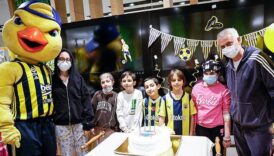 mourinhodan cocuklara anlamli ziyaret zl339gCb
