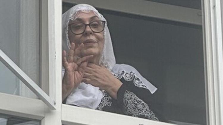 Necla Nazır SON DAKİKA sağlık durumu açıklaması! Canlı yayında konuştu... Ferdi Tayfur'un eski eşi Necla Nazır hastaneye mi kaldırıldı, hastalığı ne? 3 necla nazir son dakika saglik durumu aciklamasi canli yayinda konustu ferdi tayfurun eski esi PsUZEbjH