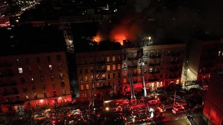 new yorkta 5 katli apartmanda yangin