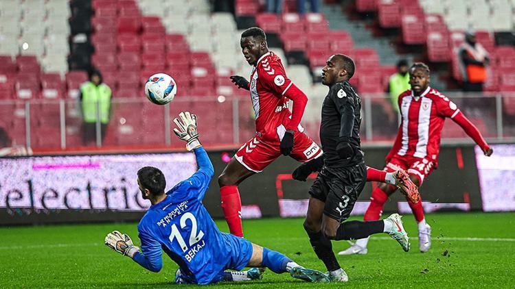 samsunspora ic sahada yan bakilmiyor sQwV8ROh
