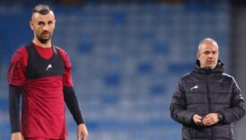 serdar dursun atti ismail kartalin persepolisi kazandi PX85tAAl